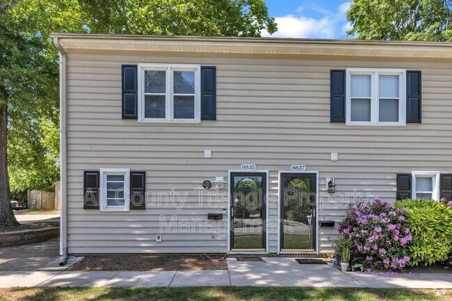 Building Photo - 8835 Chapel Hill Rd Rental