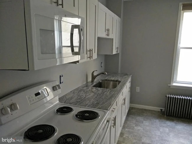 Photo - 226-2 Yost Ave Unit Apt 1