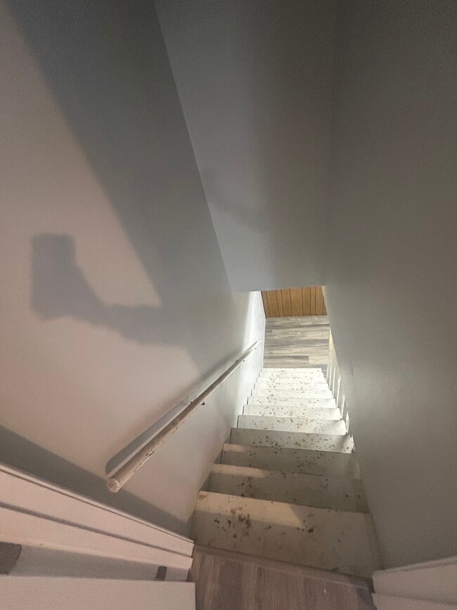 Photo - 831 Tilbury Dr