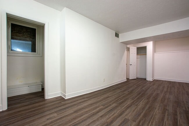 Photo - 2415 E Street Unidad #1