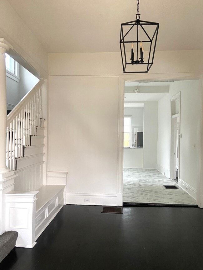 Photo - 1716 14th Ave S