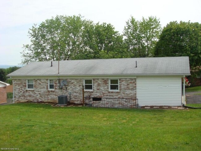 Photo - Dublin, 3 BR / 1 BA Available 11/17