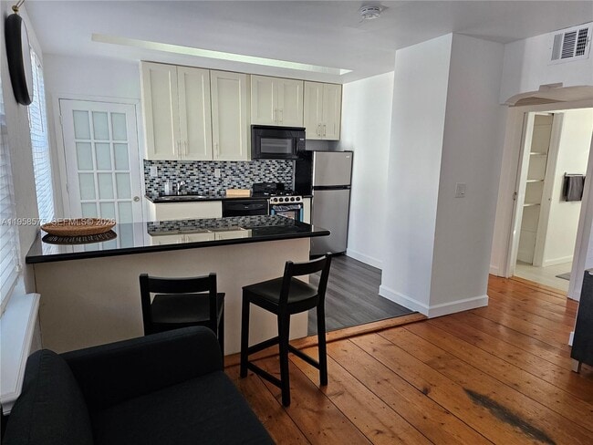 Photo - 622 15th St Unit 3