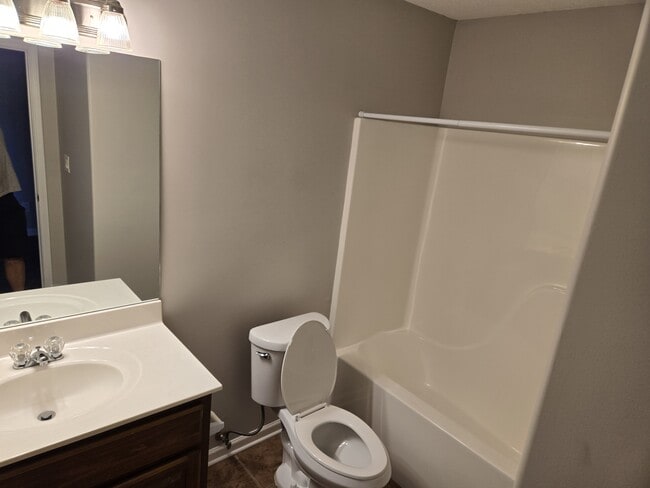 Photo - 110 Livingston Cove