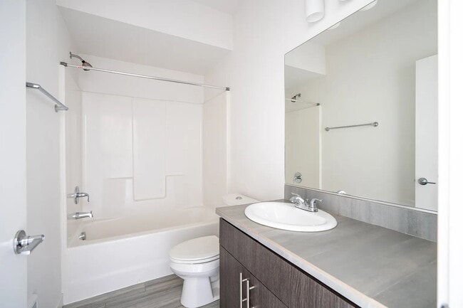 Photo - 4620 N Maryland Ave Unidad B203