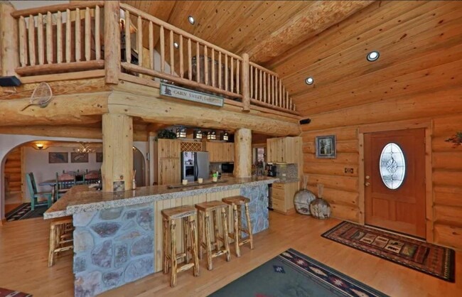 Photo - 72 Spruce Dr