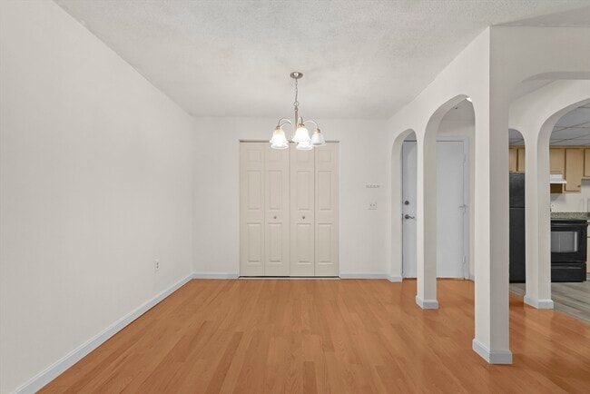 Photo - 7 Shadowbrook Ln Unit 34