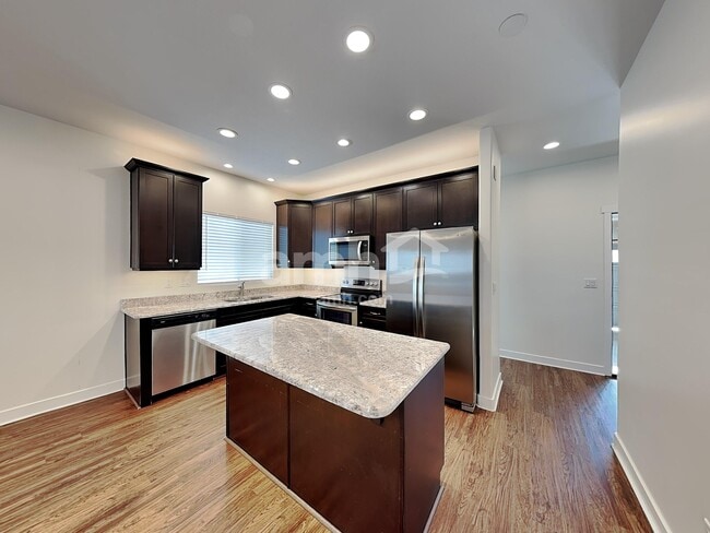 Photo - 602 Koins Way