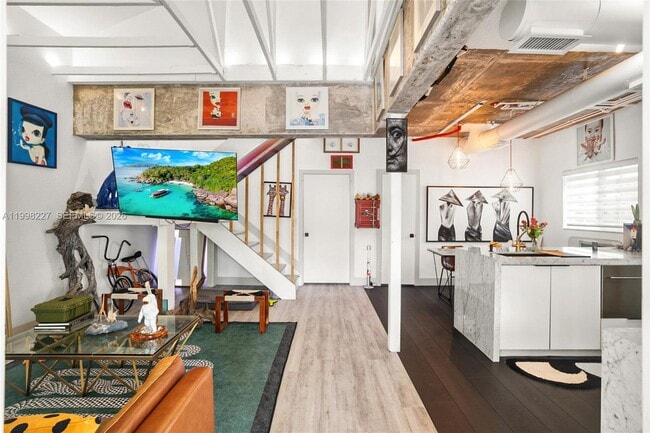 Photo - 455 NW 19th Ln Unit 17