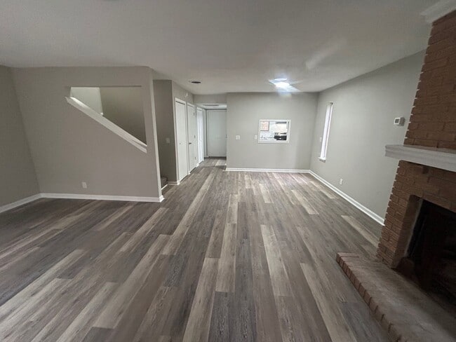 Photo - 240-25 Jamil Road Unit 240-25 Jam