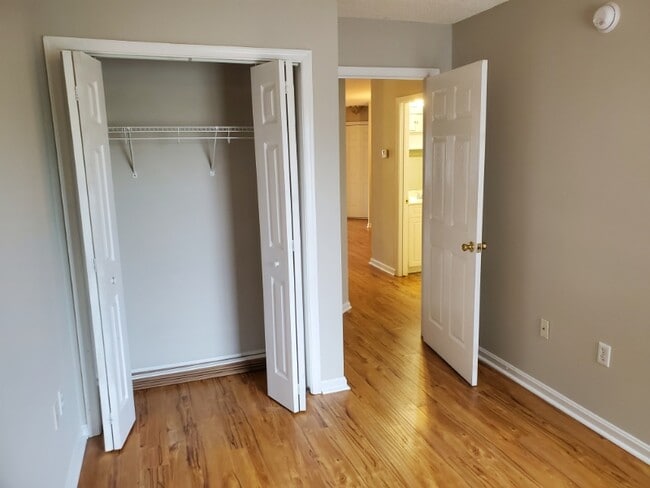 Photo - 501 Pinewood Rd Unidad D