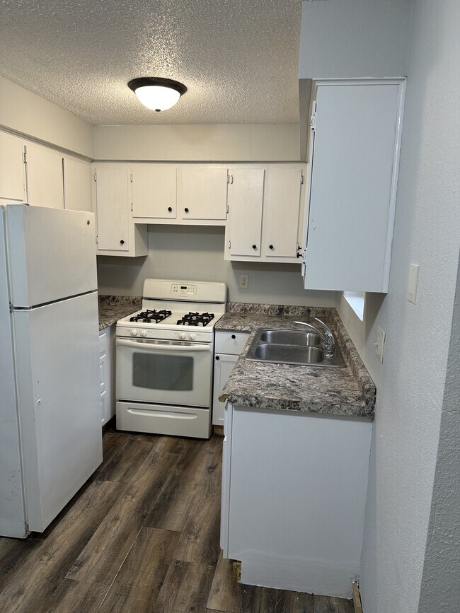16445 County Road 1 Unit 2