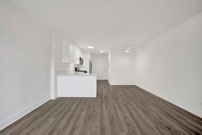 Chestnut Court Apartments
