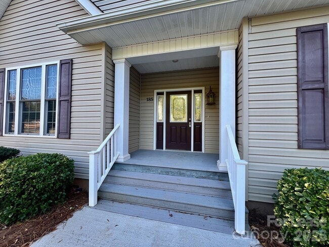 Photo - 185 McKendree Rd