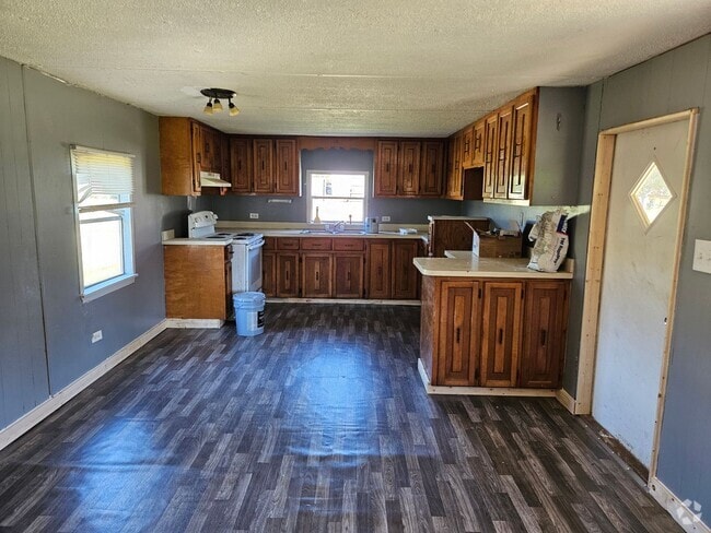 Building Photo - 2 bed 1 bath mobile home for rent $675 Unit 10620-#18