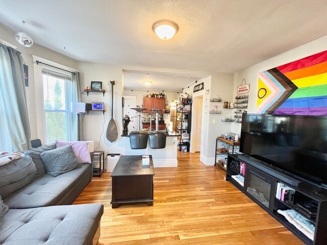 Photo - 4464 Washington St Unit 1