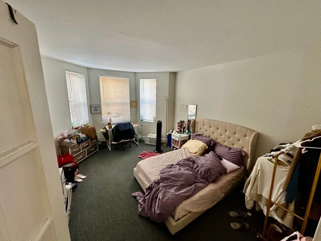 Photo - 833-835 Beacon St. Unit 2B Unit 2B