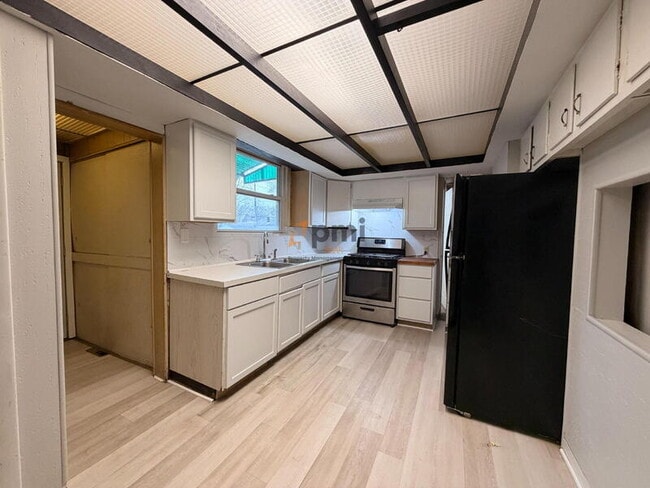 Photo - 121 S Porter St Unit Apt A