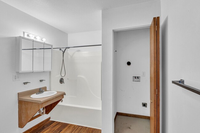 Photo - Spring Hill Villas