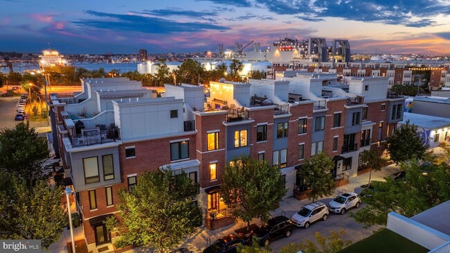 Photo - 1600 Beason St