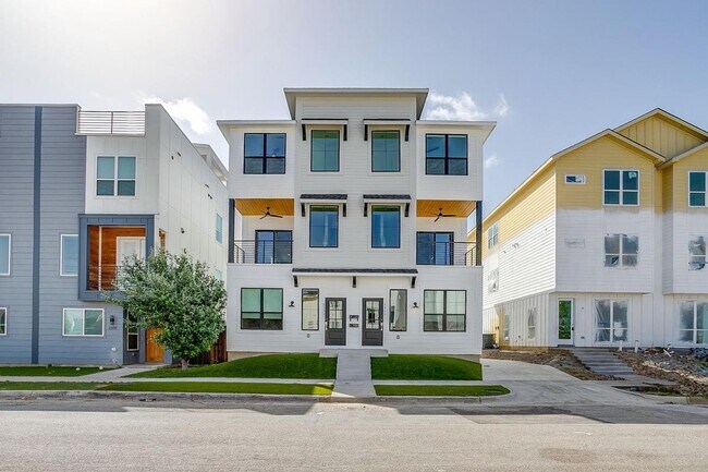 Photo - 2333 Benbrook Blvd Unit Full 2027