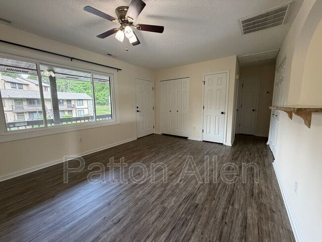 Photo - 48 Dawnwood Cir