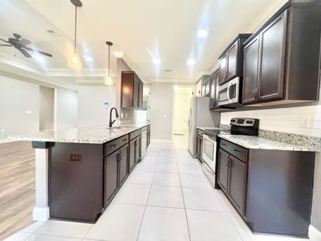 Photo - 113 Kailyn Ct