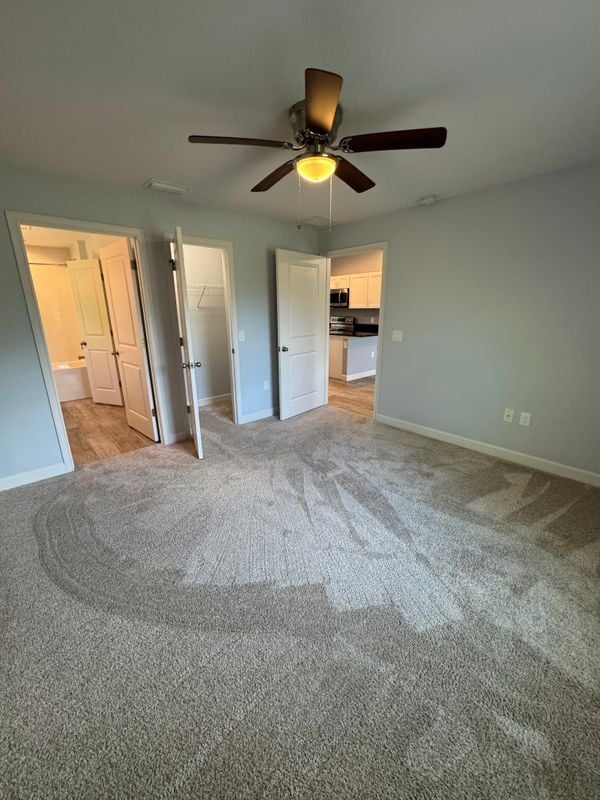 Photo - 1677 Lizette St SE