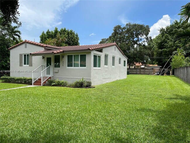 Photo - 436 Lark Ave