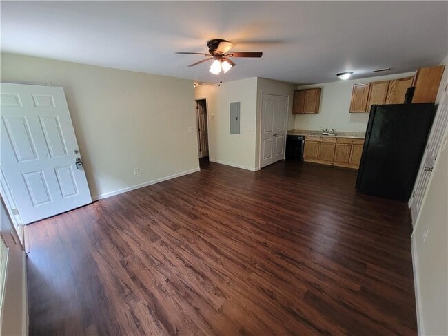Photo - 9169 Bent Pine Ct NE