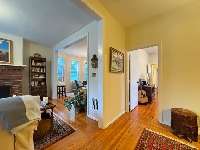 Photo - 6 Barnett St Unit 1