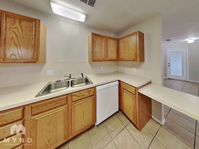 Photo - 516 N Brentwood Ave