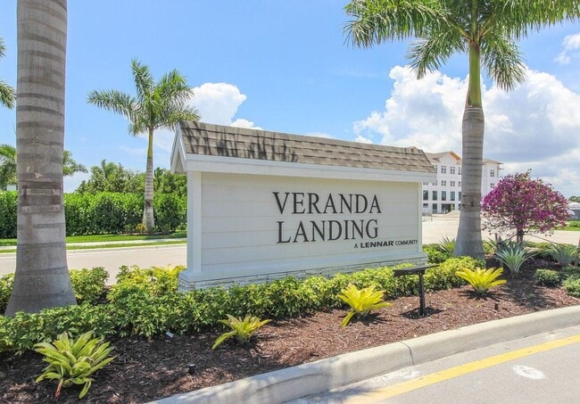 Photo - 553 Rivergrass St