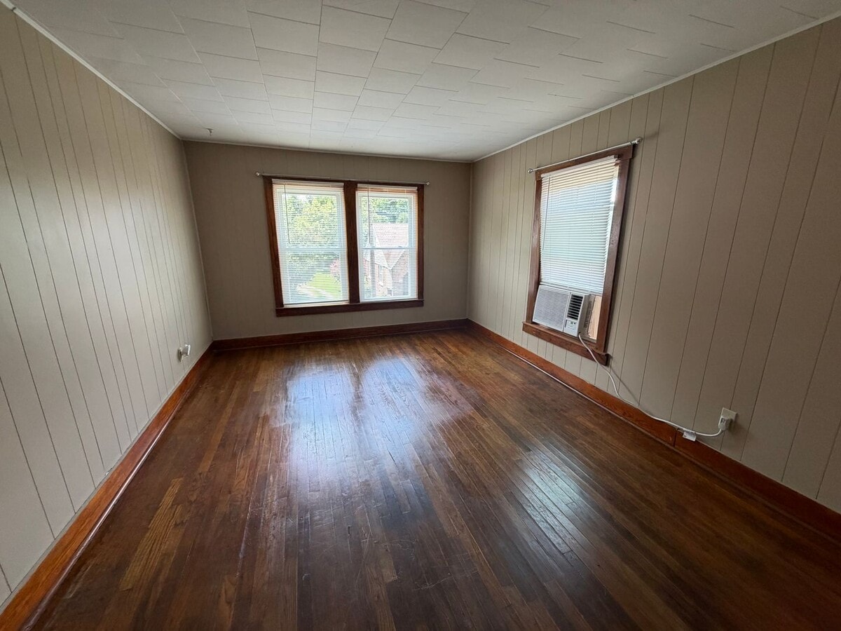 Photo - Downtown Cozy Apartment! Unit 4