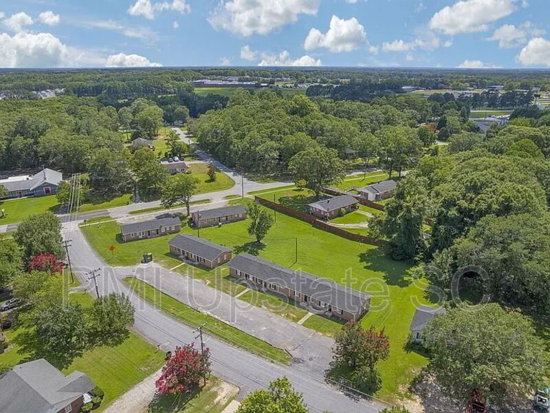 Photo - 103A Looneybrook Dr