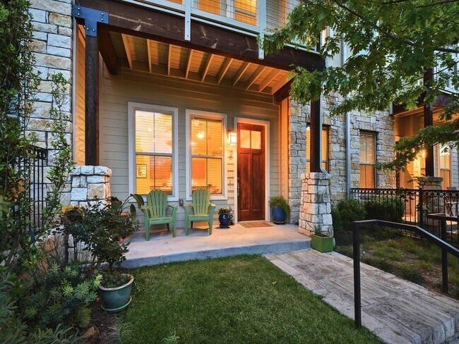 Photo - 2520 Bluebonnet Ln Unidad 2 Rental