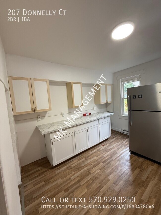 Photo - 207 Donnelly Ct