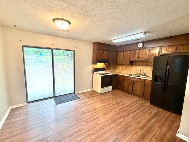 Photo - Check out this lovely 4 sided brick home located in Pine Mountain, GA
