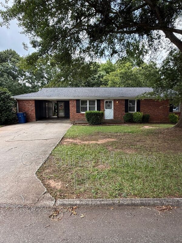 Building Photo - 107 Bismark Dr