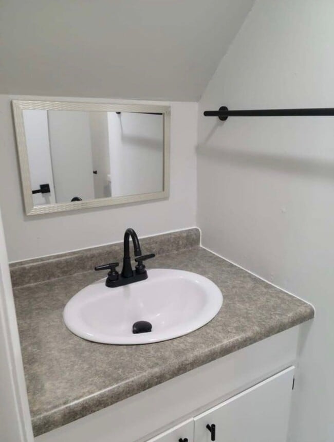 731 N Madison St Unit 1