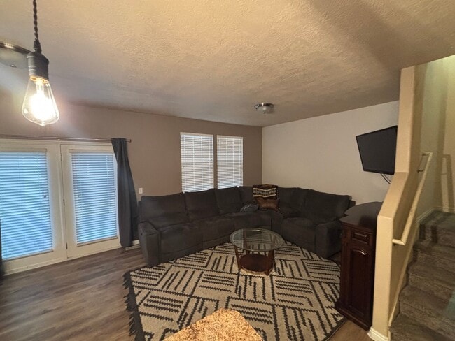 Photo - 10993 Birch Creek Rd