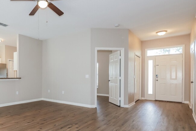 Photo - 8522 N Campbell Rd