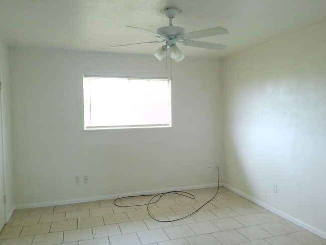 Photo - 5723 Crestmore Dr