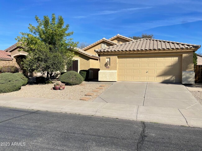 Photo - 244 W Goldfinch Way