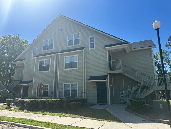 Photo - Beautiful 3 bed 3 bath town home