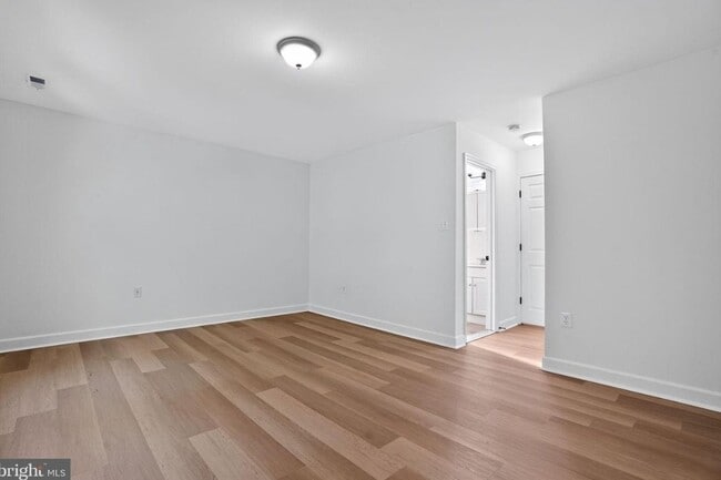 Building Photo - 1103 Montgomery St