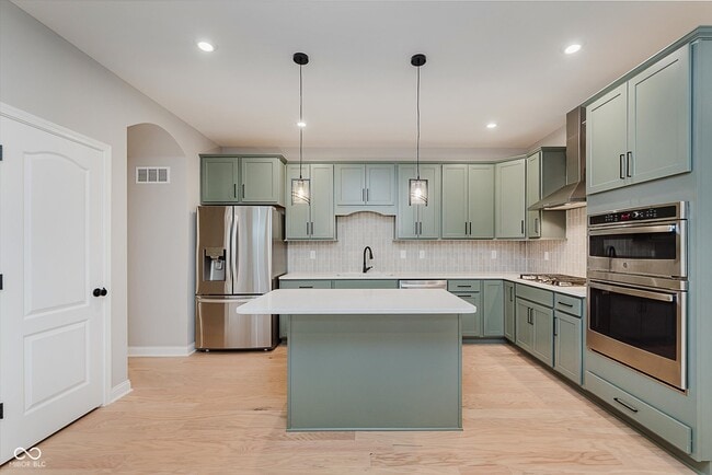 Photo - 15099 Covebrook Ln