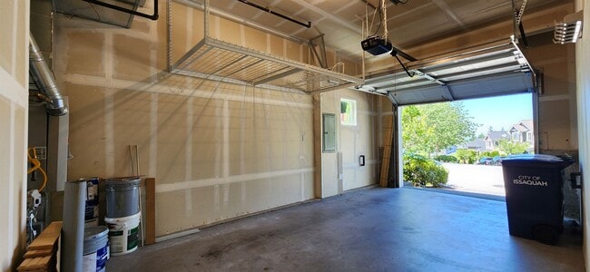 Photo - 2567 NE Kensington Ct