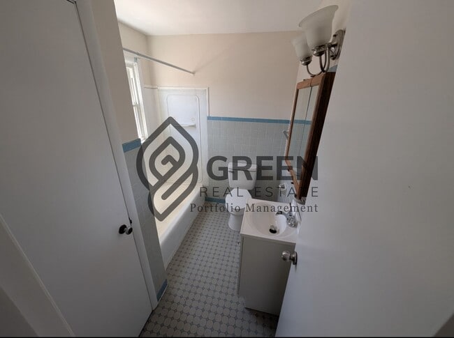 Photo - 793 N 5th Ave Unit A