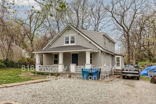 Building Photo - 708 S Logan Ave Unit 2B